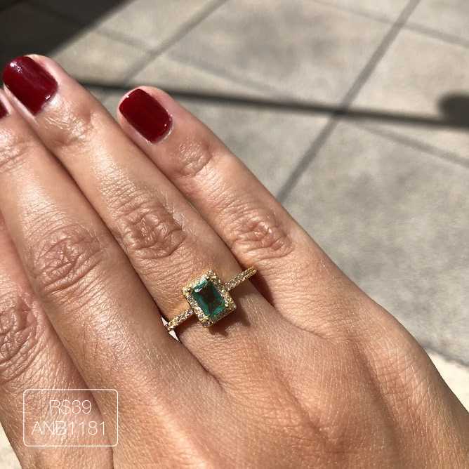 Anel Retângulo Turmalina Cravejado Cristal Dourado